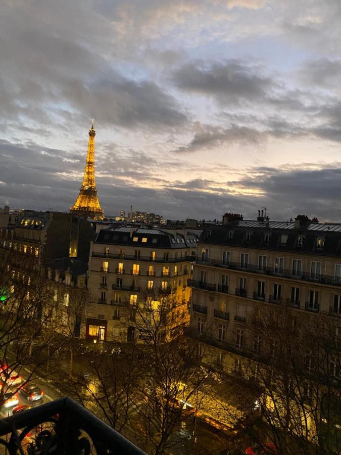 The Eiffel Tower Room Париж Екстериор снимка